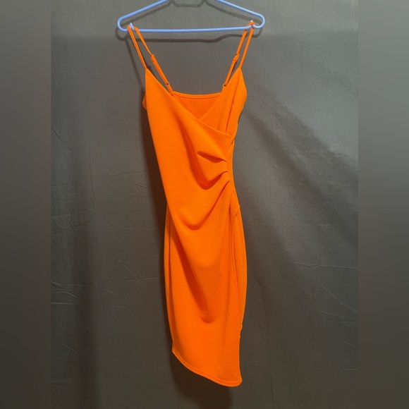 Orange bodycon spaghetti strap dress with slit - Picture 2 of 3